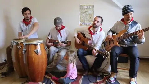 'Uno de enero' a ritmo de Ukelele.