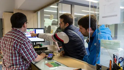 Venta de entradas en el estadio de El Sadar para el partido de play-off entre Osasuna y Girona. (8). IÑIGO ALZUGARAY