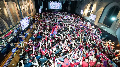 Pantalla gigante en el Zentral para seguir el Girona - Osasuna P. LASAOSA (1)