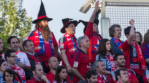 Imágenes de la afición en la grada del Estadio Montolivi (39). IÑIGO ALZUGARAY