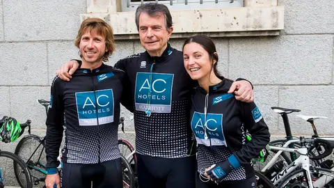 Salida de la XXVI Edición de la Ruta Xacobea AC Hotels. PABLO LASAOSA 02