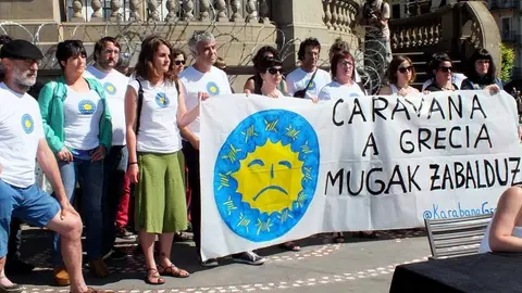 Presentación de la caravana de Pamplona a Grecia Abriendo freonteras. S. REDíN (5)