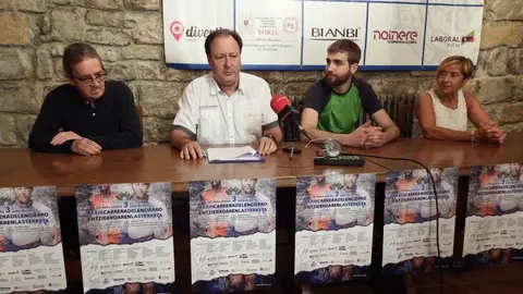 Rueda de prensa de la Peña La Jarana.