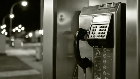Una cabina telefónica. ARCHIVO
