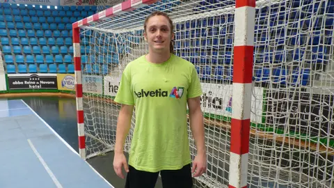 Oswaldo Maestro en el pabellón Anaitasuna.