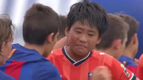 El gesto que emociona al mundo del fútbol