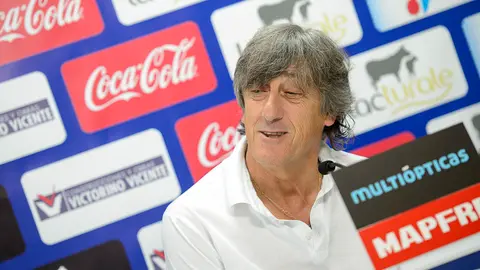 Enrique Martín Monreal, entrenador de Osasuna. PABLO LASAOSA01