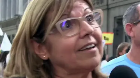 Animalista que compara a un perro con Víctor Barrio