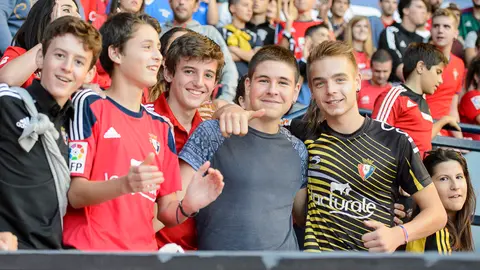 Afición en el Osasuna - Las Palmas. PABLO LASAOSA 07