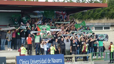 Aficionados del Racing de Santander en Tajonar.