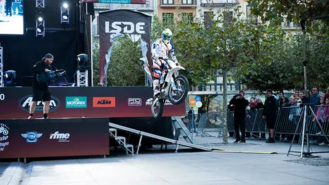 Presentación de los equipos para los Seis días Internacionales de Enduro que se celebraran en el circuito de Navarra. MIGUEL OSÉS (28)