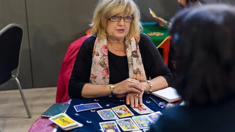 IX Salón Internacional de Esoterismo y las Terapias Naturales que se celebra del 13 al 16 de octubre en el Hotel Tres Reyes de Pamplona (9). IÑIGO ALZUGARAY