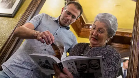 Presentación de la guía turístico-gastronómica _Comer con Hemingway_ del periodista pamplonés Javier Muñoz (13). IÑIGO ALZUGARAY