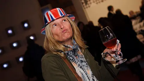 Novena edición de la Noche del Vino en la Sala de Armas de la ciudadela. MIGUEL OSÉS_6