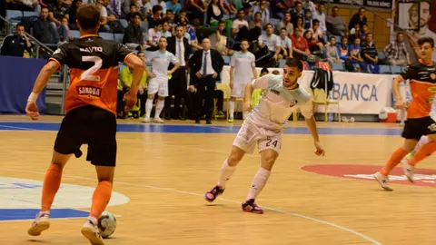 Partido Santiago Futsal - Aspil Vidal. Foto Lnfs.