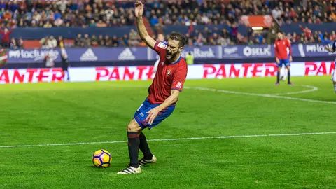 Partido entre Osasuna y Alavés (0-1) disputado en el estadio de El Sadar (22). IÑIGO ALZUGARAY