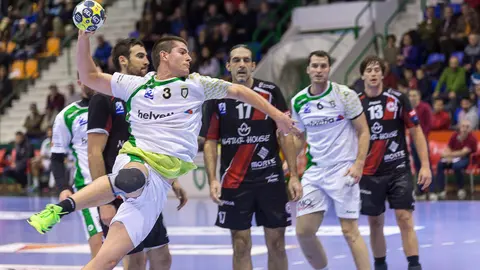 Partido de la Liga Asobal entre Helvetia Anaitasuna y Naturhouse La Rioja (9). IÑIGO ALZUGARAY