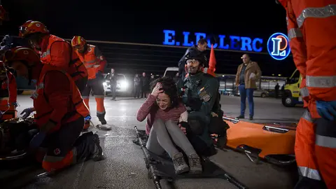 Simulacro de atentado terrorista en La Morea a cargo de Guardia Civil, Policía Foral, DYA Navarra y Cruz Roja. PABLO LASAOSA 21