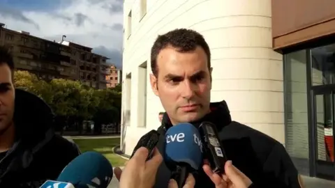 Germán Urabayen, ex presidente de la Federación de Peñas de Osasuna, a su salida del juzgado.