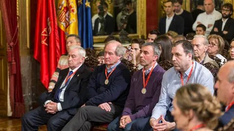 La presidenta del Gobierno de Navarra, Uxue Barkos, entrega las medallas al mérito deportivo (18). IÑIGO ALZUGARAY