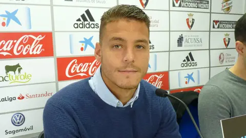 Tano Bonnin en rueda de prensa.