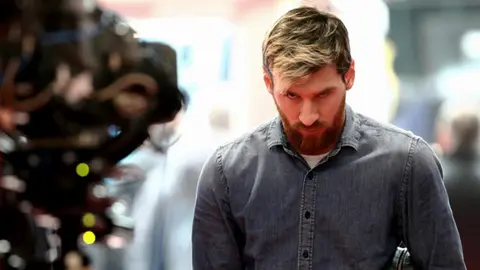 Mesi tras bajarse del autobús del Barça a su llegada a El Sadar LFP