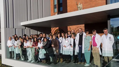 El Hospital San Juan de Dios celebra el 25 aniversario de su Unidad de Cuidados Paliativos con la presencia del consejero de Salud, Fernando Dominguez (2). IÑIGO ALZUGARAY