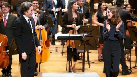 Gustavo Dudamel y María Valverde en un concierto de Navidad en Venezuela INSTAGRAM