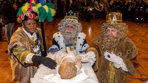 Visita de los Reyes Magos a la Casa de la Misericordia (6). IÑIGO ALZUGARAY