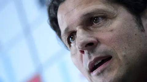 Vasiljevic tras el último entrenamiento de Osasuna antes del partido contra el Granada. PABLO LASAOSA