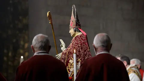 Procesión del Santo por la Plaza San Nicolás. PABLO LASAOSA 16