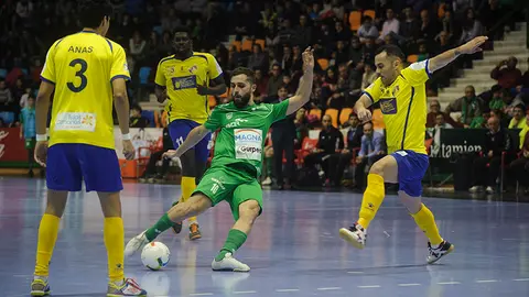 Victoria del Magna Gurpea en el Pabellón Anaitasuna. MIGUEL OSÉS_18