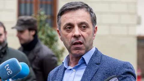 El alcalde y otros seis concejales del Ayuntamiento del Valle de Egüés declaran en el Juzgado de Primera Instancia e Instrucción número 1 de Aoiz (37). IÑIGO ALZUGARAY