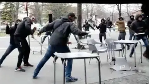 Imagen de los incidentes en Vitoria. Twitter.