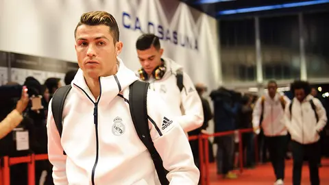 Llegada de los jugadores al estadio del Sadar. MIGUEL OSÉS_3