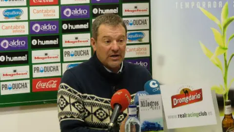 Ángel Viadero es el entrenador del Racing de Santander. Foto web Racing.