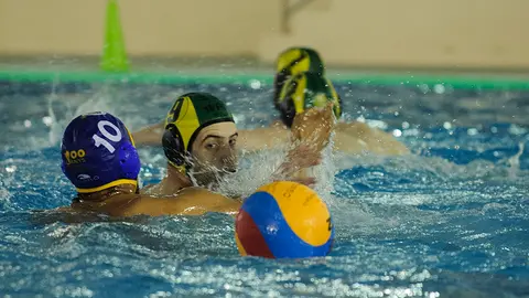 El Waterpolo Navarra recibe en casa al Barceloneta. MIGUEL OSÉS_8