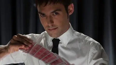 El mago Pop lleva su gran ilusión a Baluarte este fin de semana. DMAX.