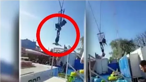 La niña colgada de la atracción que desató el pánico en el parque de atracciones de París
