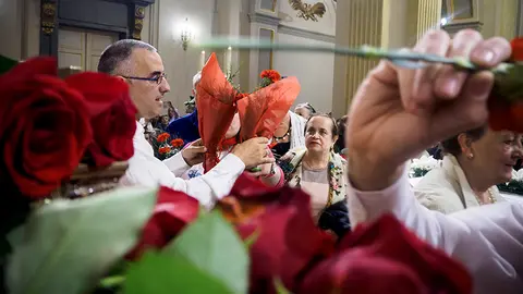 Sexta misa de la escalera en la capilla de San Fermín. MIGUEL OSÉS