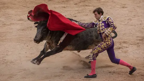Primera corrida de Sanfermines con los toreros Juan Bautista, Javier Jiménez y Román MAITE H MATEO (37)