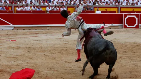 La terrible cogida a Gonzalo Caballero REUTERS