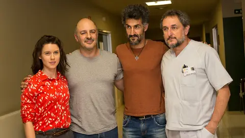 Rodaje de la película de Ibon Cormenzana 'Alegría, tristeza, miedo, rabia', con los actores Roberto Álamo y Manuela Vellés (72). IÑIGO ALZUGARAY