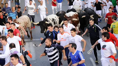 Quinto encierro de las fiestas de Tafalla 2017. MIGUEL OSÉS (2)