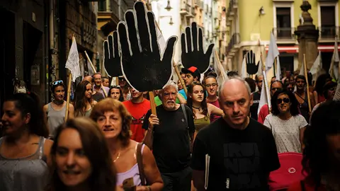 Manifestación convocada por la plataforma Harrera Aurrera para reivindicar una politica de acogida real. MIGUEL OSÉS_2