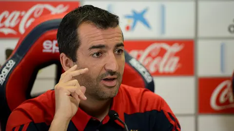 Diego Martínez, entrenador de Osasuna, en rueda de prensa. PABLO LASAOSA 03