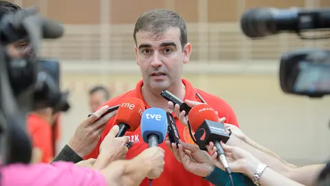 El Basket Navarra comienza la pretemporada. PABLO LASAOSA 08