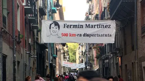Pancartas y carteles colocados por la izquierda abertzale en Pamplona con motivo de San Fermín Chiquito (4)