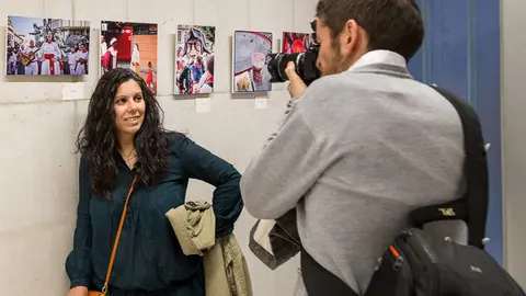  Inauguración de la exposición y entrega de premios del IV concurso de fotografía de San Fermín en Instagram en el Civivox de San Jorge (06). IÑIGO ALZUGARAY