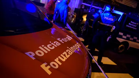 Un hombre es apuñalado en el Bar Nogalera de Burlada. MIGUEL OSÉS_1